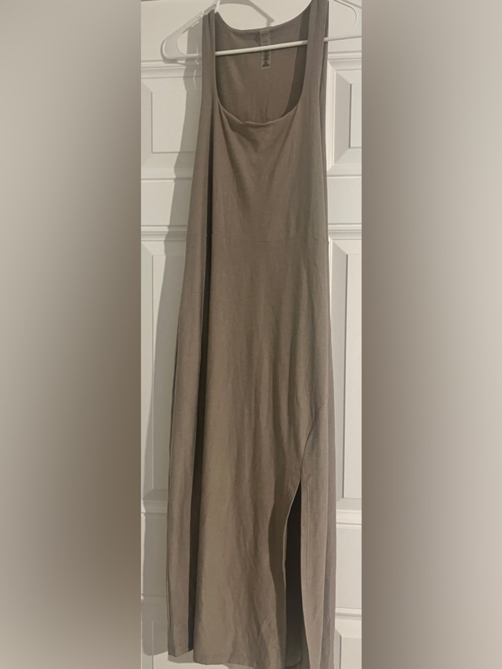 XS Beyond Yoga beige Dress